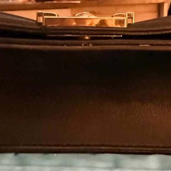 Designer Indpired Black Quilted Leather Shoulder Bag - Picture 11 of 16